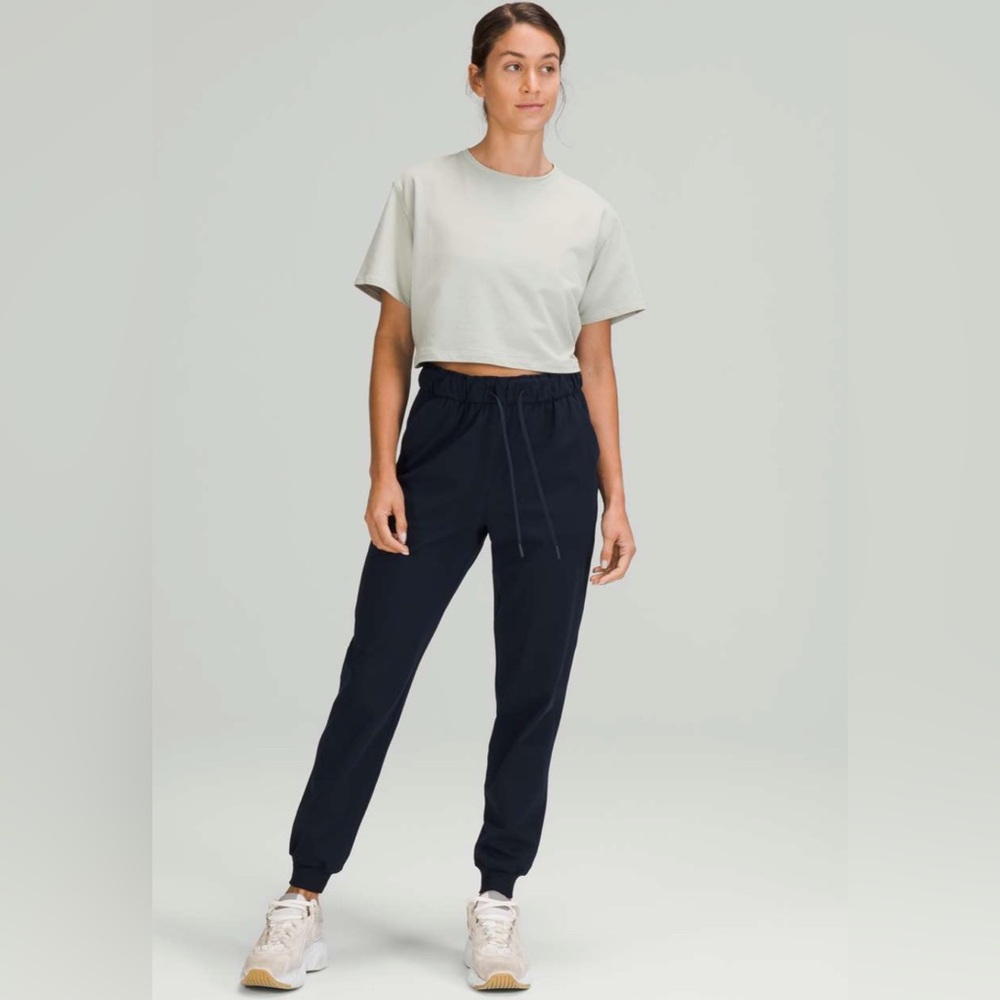 Lululemon Pants Stretch HIgh Rise Joggers Navy Athleisure Travel Performance
